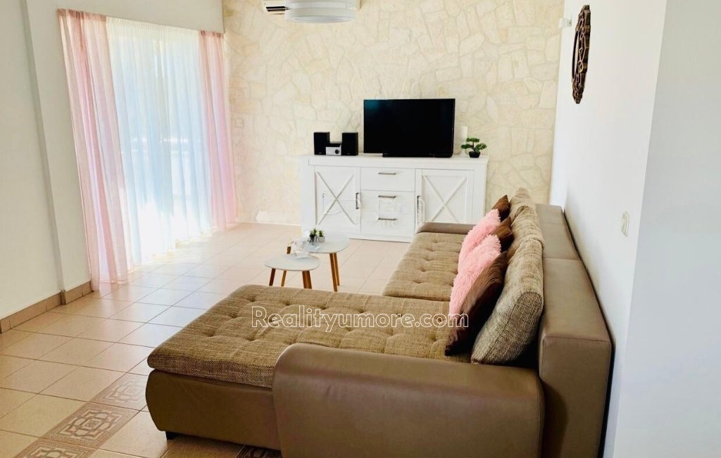 krasna-vila-s-apartmany-v-privlace-kousek-od-more-privlaka-4-af9a3d