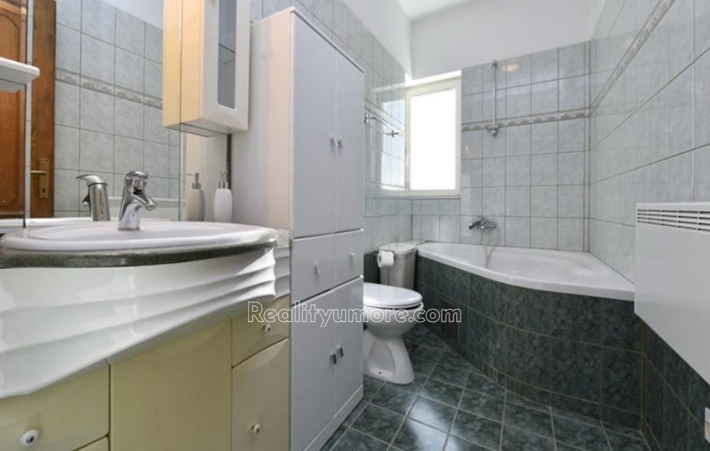 krasna-vila-s-apartmany-v-privlace-kousek-od-more-privlaka-5-b7beaf