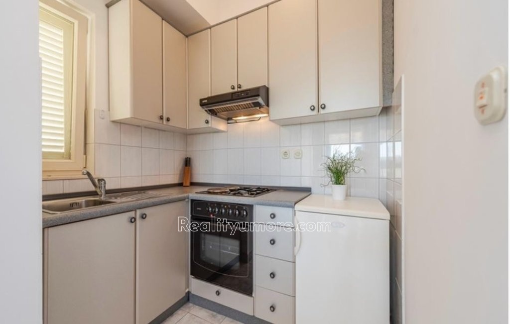 krasna-vila-s-apartmany-v-privlace-kousek-od-more-privlaka-9-e85eda