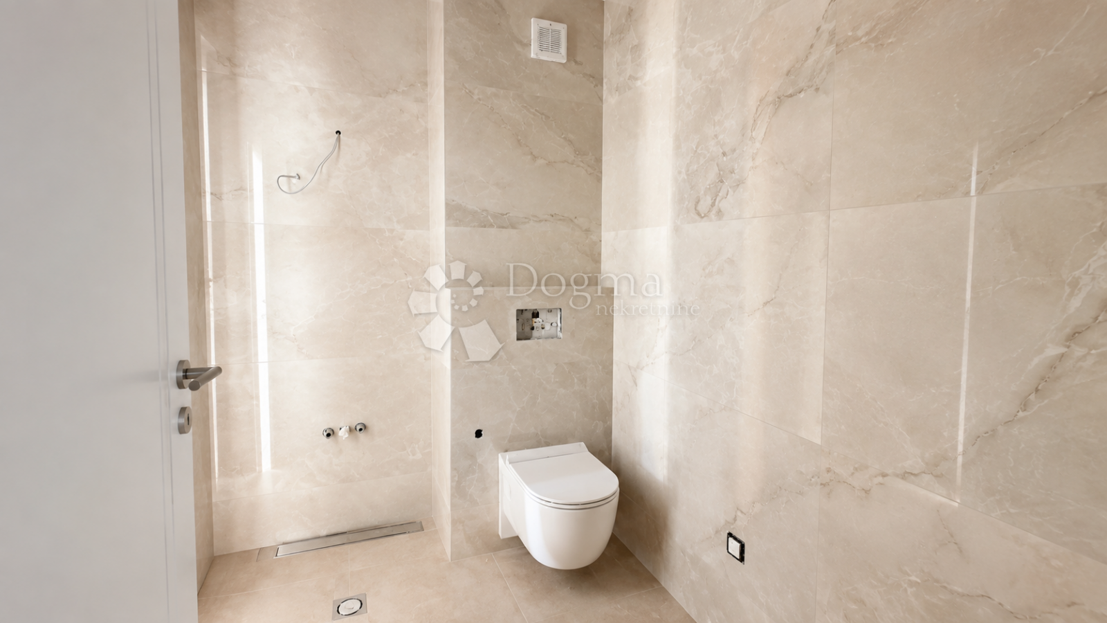 1786625824_chatgpt-image-5.png