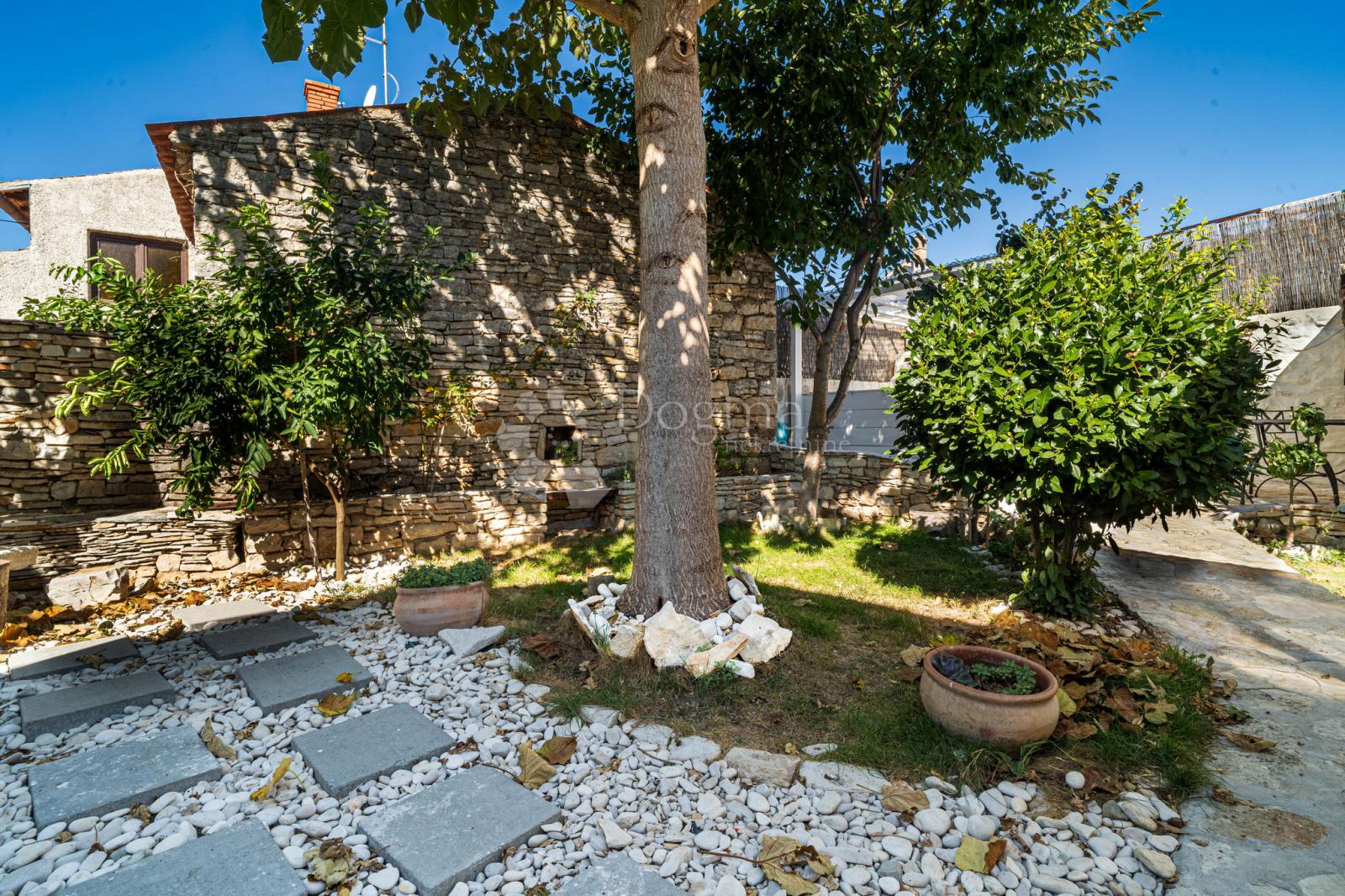 1789648742_kamena-kuca-galizana-13.jpg