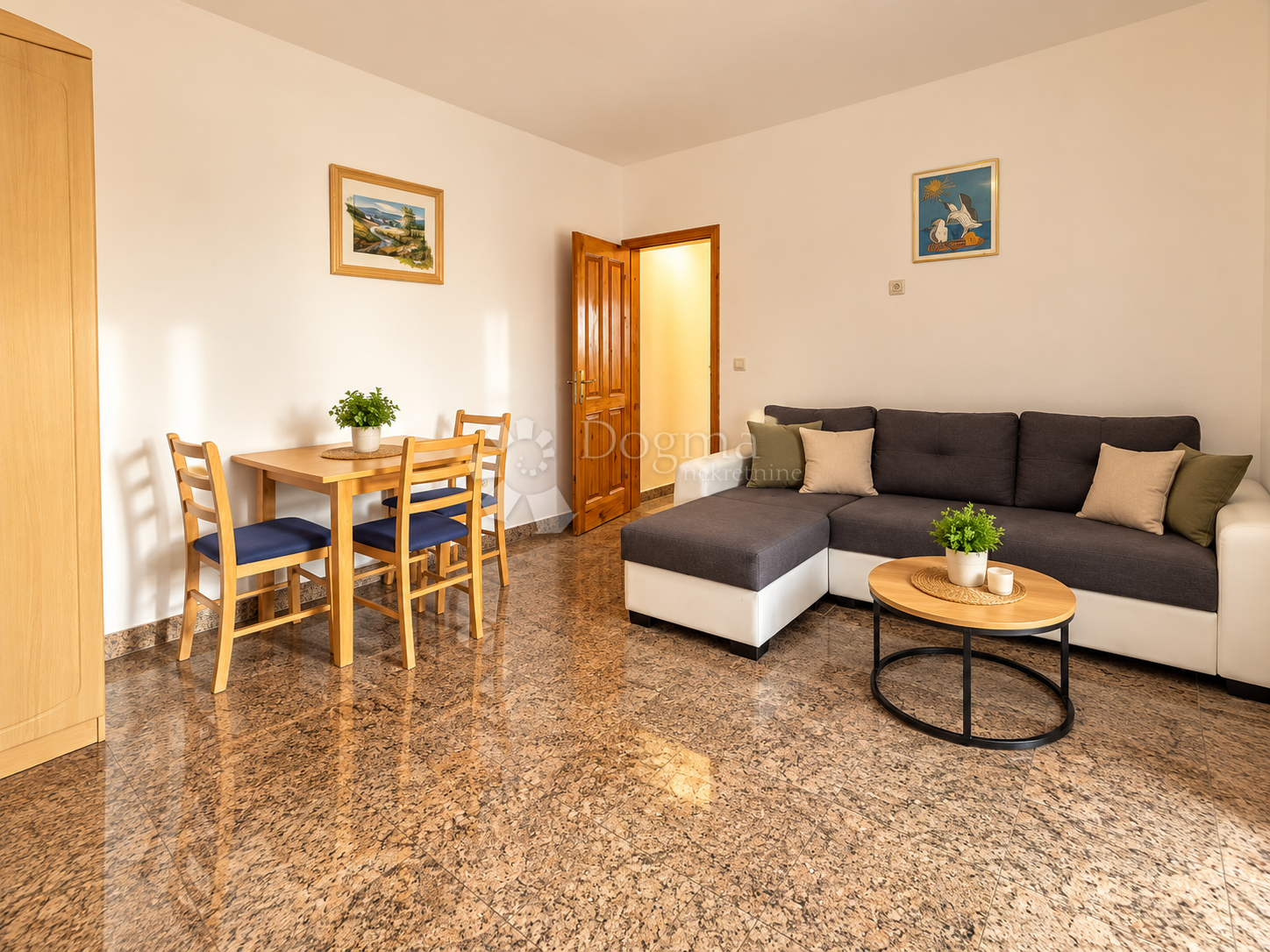 1790934013_makarska-stan-prodaja-1.png