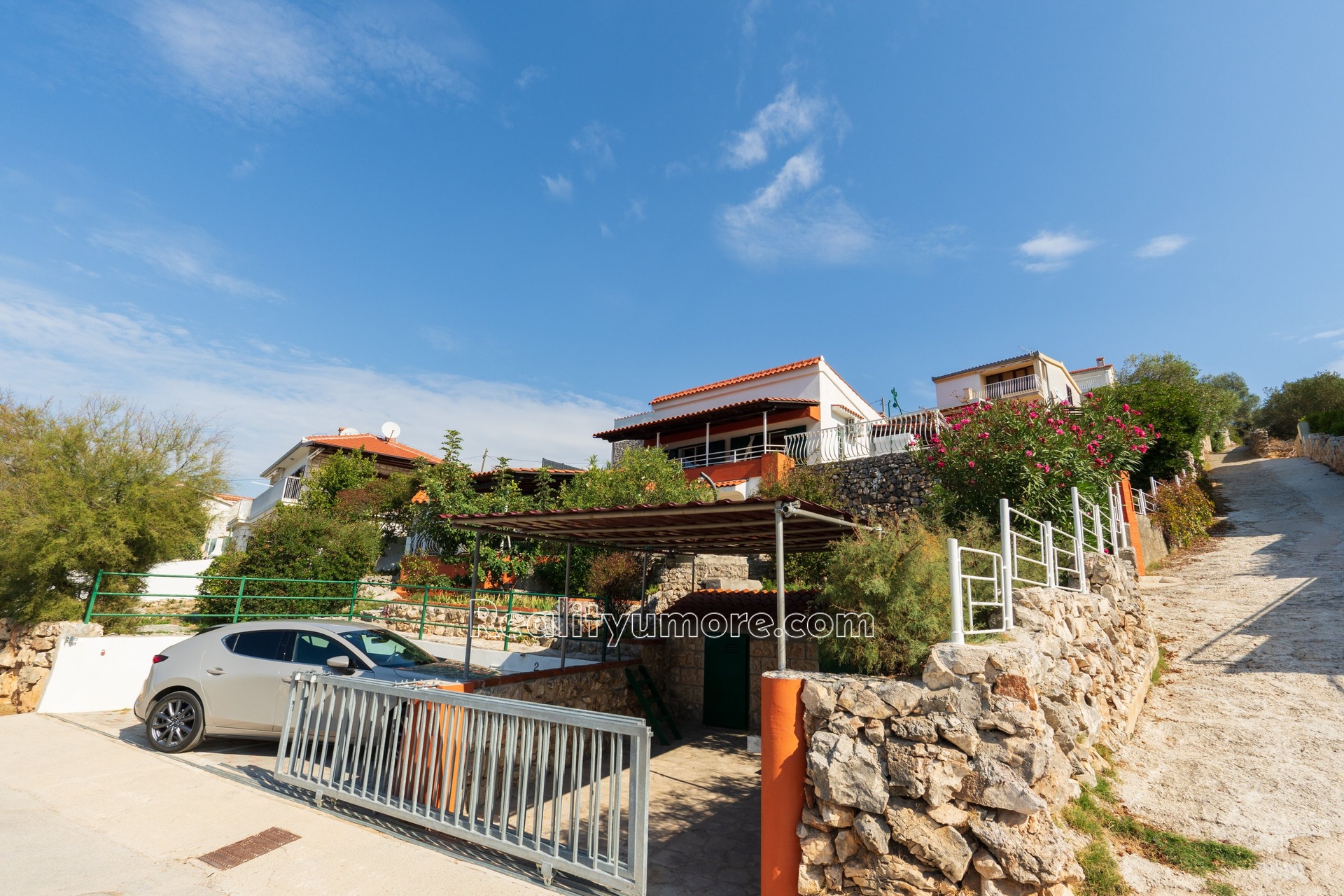 krasna-vila-v-1-rade-u-more-ve-vinisce-marina-s-kotvistem-vinisce-18-5feee8